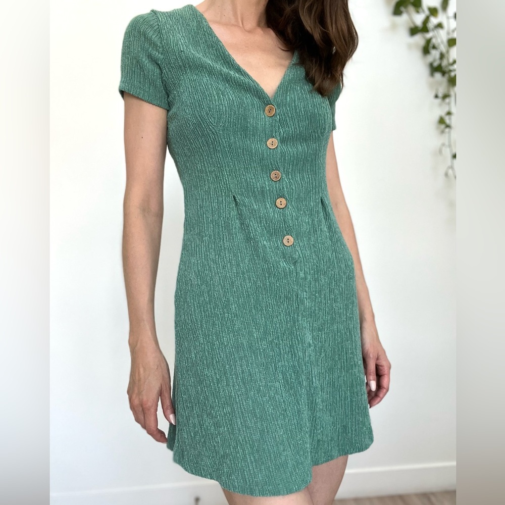 PULL & BEAR Green Crinkle Dress